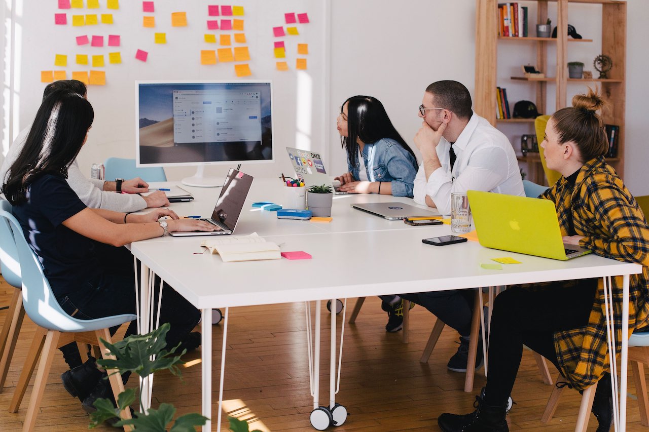 Why Semi-Intensive German Courses by Eruditus School Are Ideal for Busy Learners